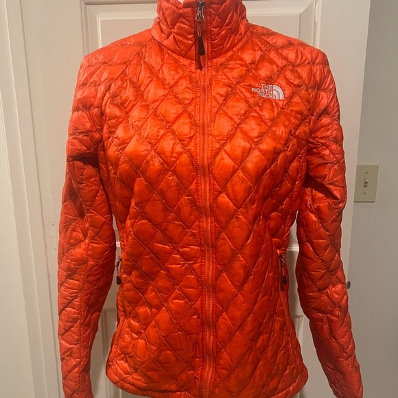 The North Face Jacket - Picture 1 of 3